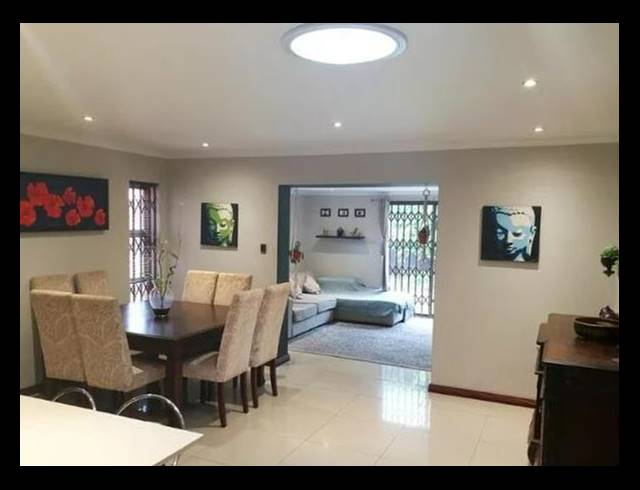 2 BEDROOM TOWNHOUSE RENTED IN HUMEWOOD